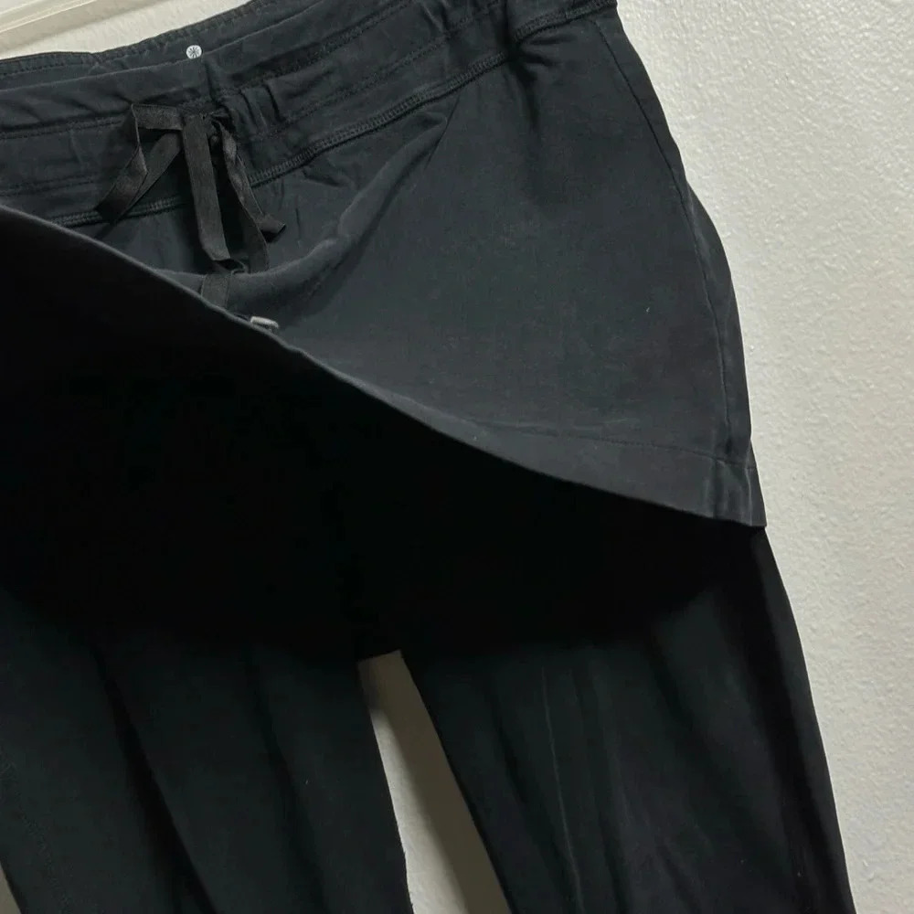 Athleta Size Small 2 in 1 Capri Leggings Skirt Black Athletic Womens Stretch‎ - Picture 4 of 10